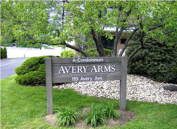 Avery Arms